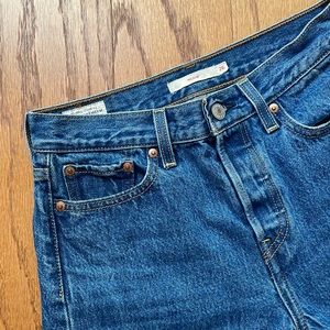 LEVI’S PREMIUM DENIM Wedgie High Waisted Ankle Jeans